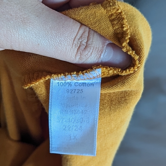 Plus size Roaman's flowy mustard yellow blouse, keyhole neck, 100% soft cotton - Picture 3 of 9